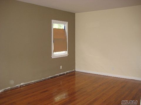 4th image of 422 Locust Ave