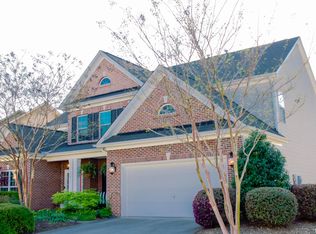 134 Windrush Ln, Durham, NC 27703