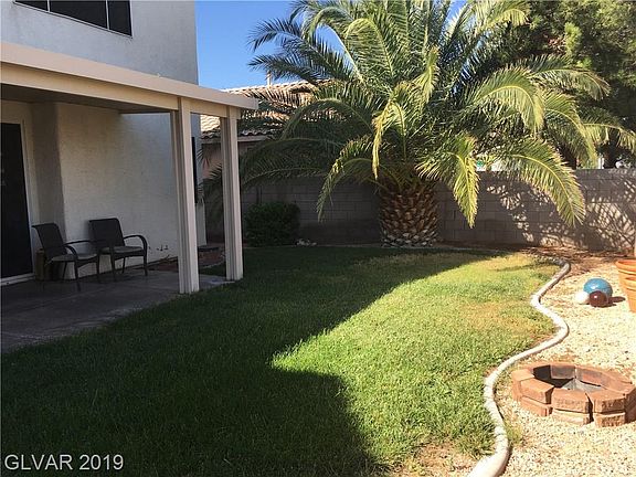 2nd image of 3904 Country Lights St