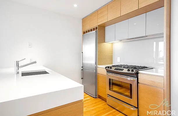 Rented by Mirador Real Estate | media 16