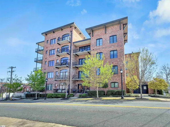 110 N Markley St APT 102, Greenville, SC 29601