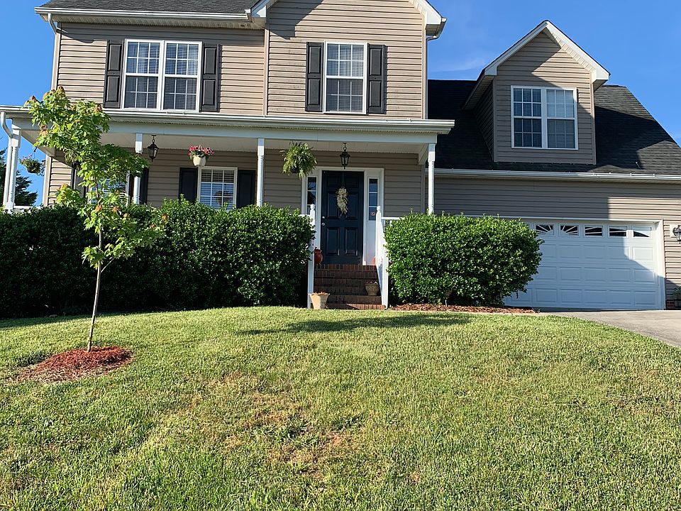 1st image of 820 Carole Summey Dr