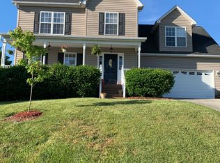 820 Carole Summey Dr, Dallas, NC 28034