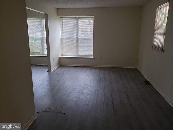 5th image of 133 Abbey Rd