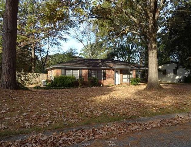 2nd image of 1134 Karen Rd