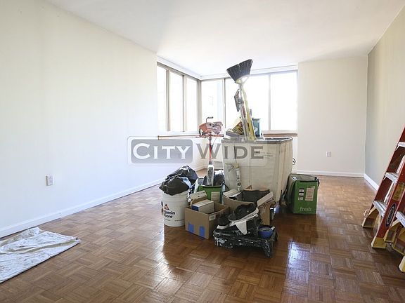 2nd image of 340 E 29th St APT 10B