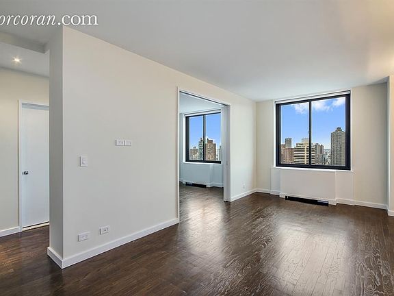 5th image of 40 E 94th St APT 31D