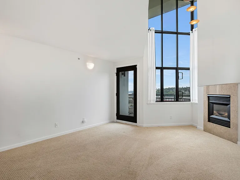 2048 13th Ave W #8 — Photo 10