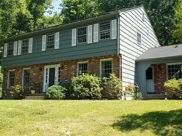 50 Deerfield Drive, Easton, CT 06612