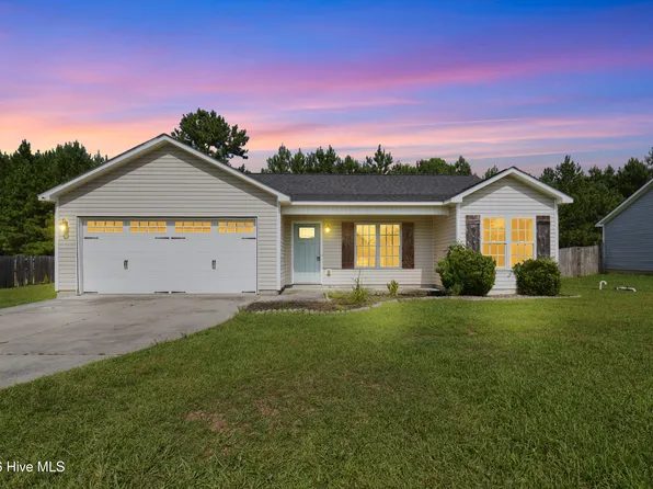 505 Cherry Blossom Lane, Richlands, NC 28574