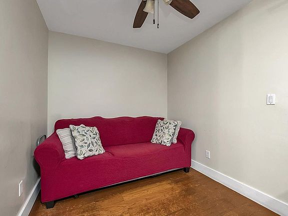 3rd image of 1198 Decatur St