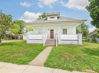 307 E Arch St, Jerseyville, IL 62052