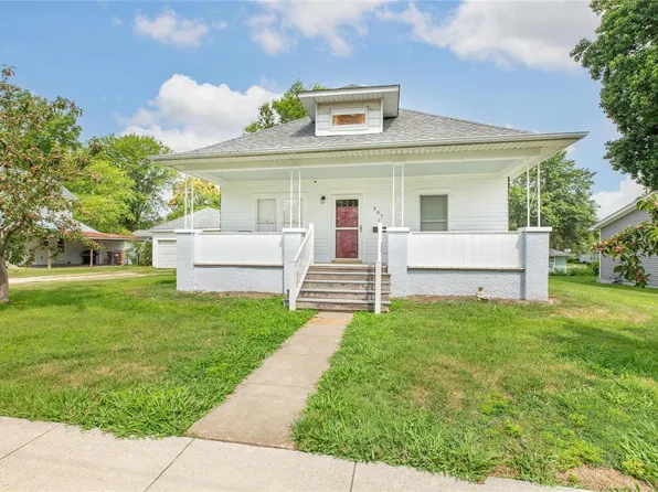 307 E Arch St, Jerseyville, IL 62052