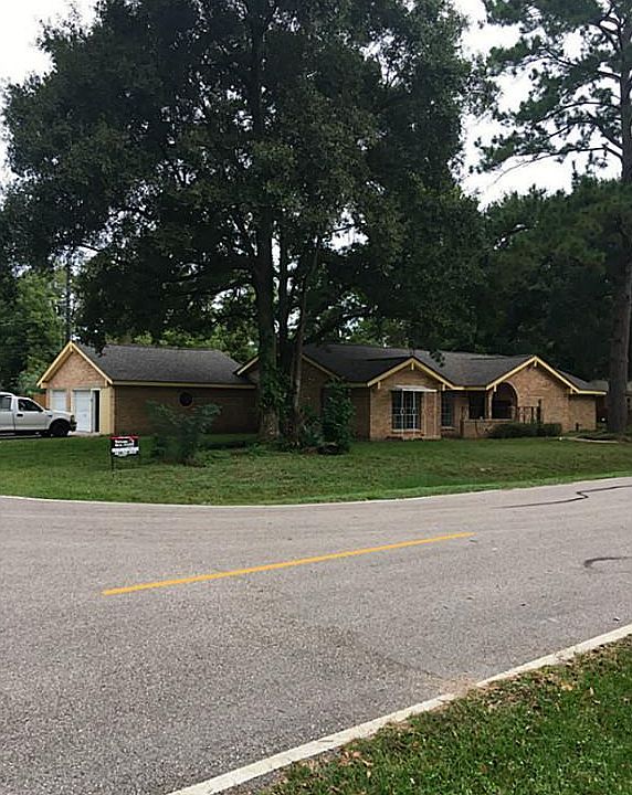 1st image of 2414 Bammel Timbers Ln