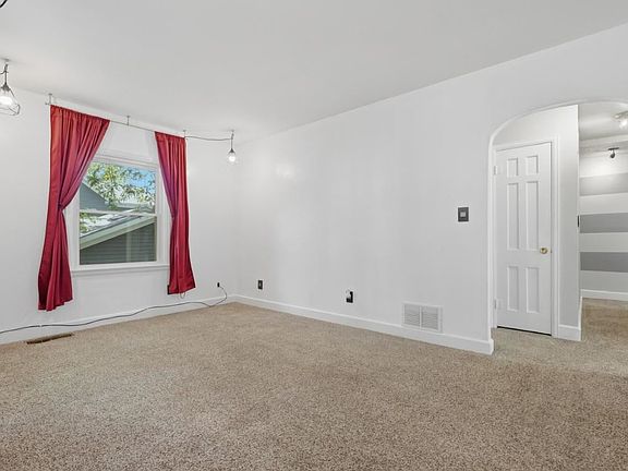 3rd image of 27 Prospect Pl
