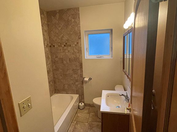 5th image of 5305 W Winona St APT 1