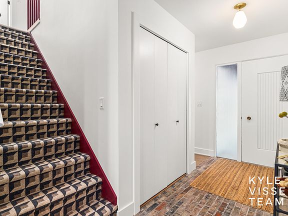 5th image of 7496 Leyton Dr SE