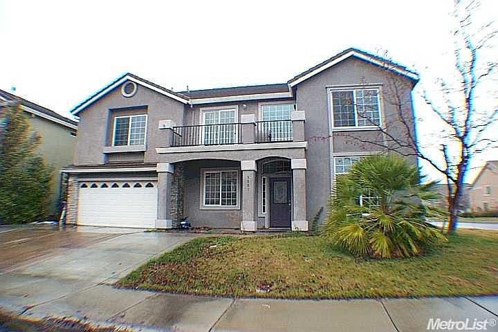 1st image of 3001 Sparrow Dr