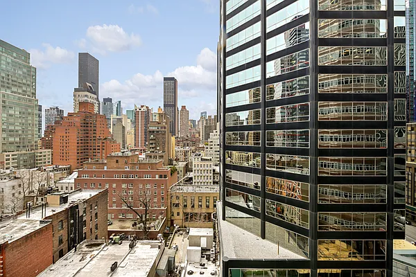 Sold by Compass | media 8