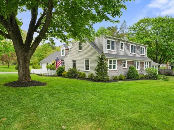 12 Prior Farm Rd, Duxbury, MA 02332