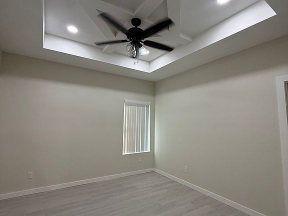 5th image of 3003 Carson St #D