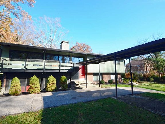 3rd image of 1624 Brunnerwood Dr
