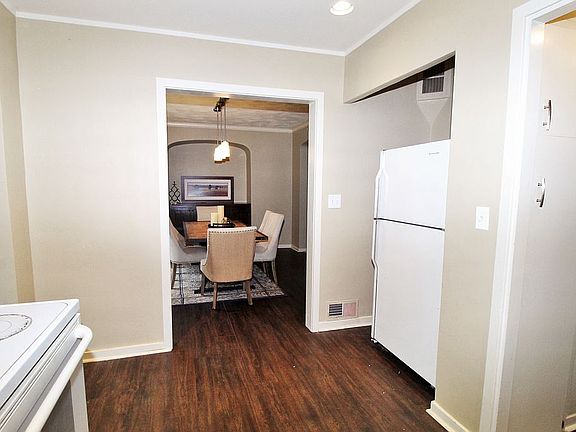 3rd image of 3124 Hopewell Pl