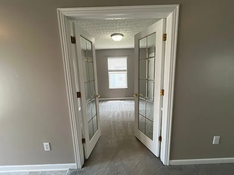 435 Vanderbuilt St — Photo 18