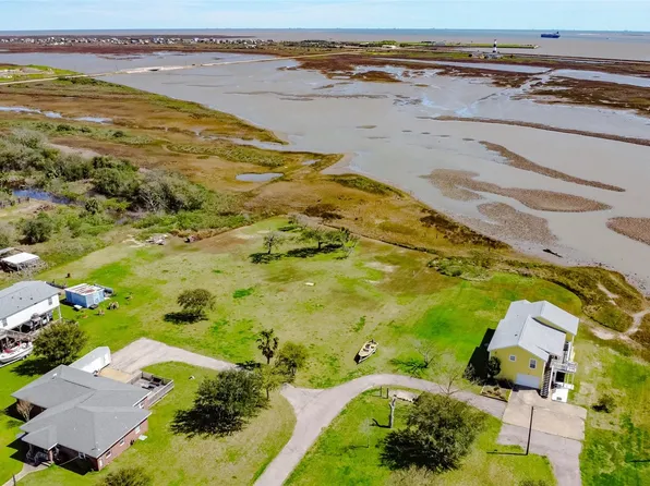 0 Overton Ave, Pt Bolivar, TX 77650