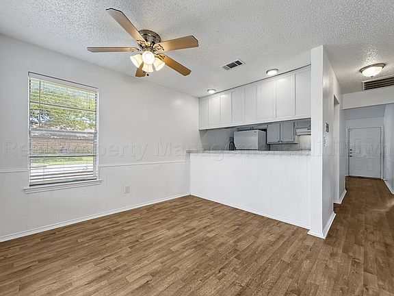 3rd image of 536 Guerin Dr #534