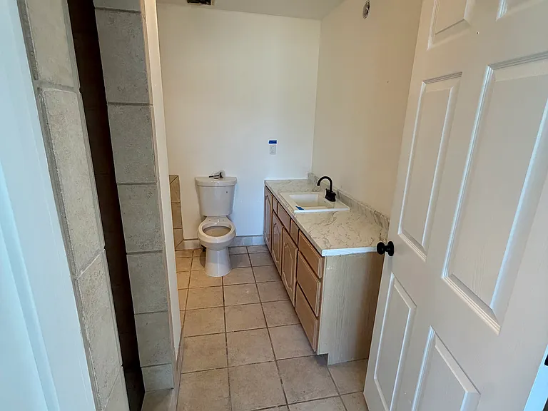 806 Parkway Dr — Photo 8
