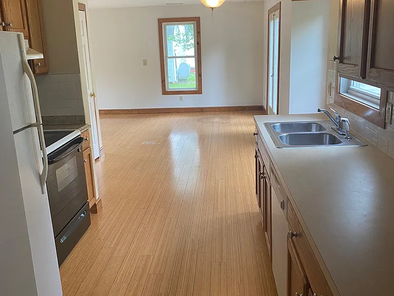 4309 Dutch St — Photo 11