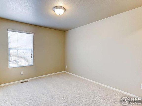 3rd image of 916 Pierson Ct