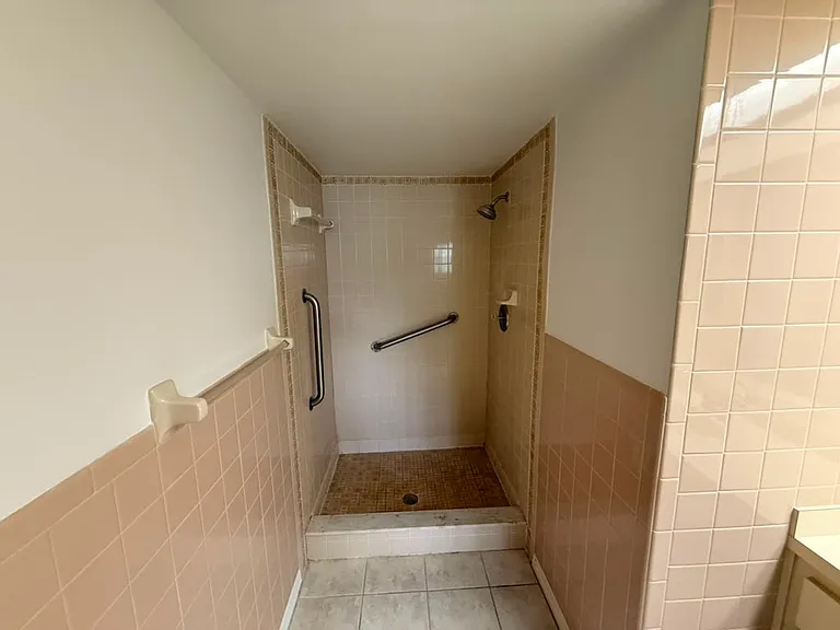 8741 Manos Cir — Photo 11