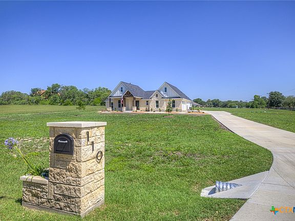 3rd image of 110 Lake Village Rd