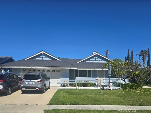 421 Winslow Dr, Corona, CA 92879
