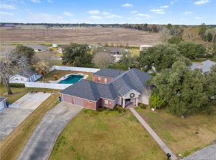 814 Comfort Ln, Jennings, LA 70546