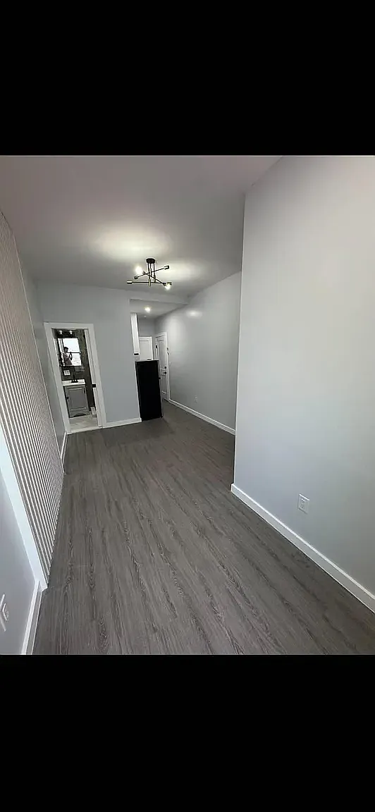 129 Beadel Street — Photo 1