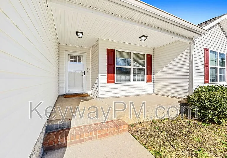 122 Oakwood Dr — Photo 3
