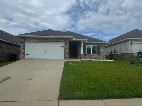4725 Majestic Palm St, Pace, FL 32571