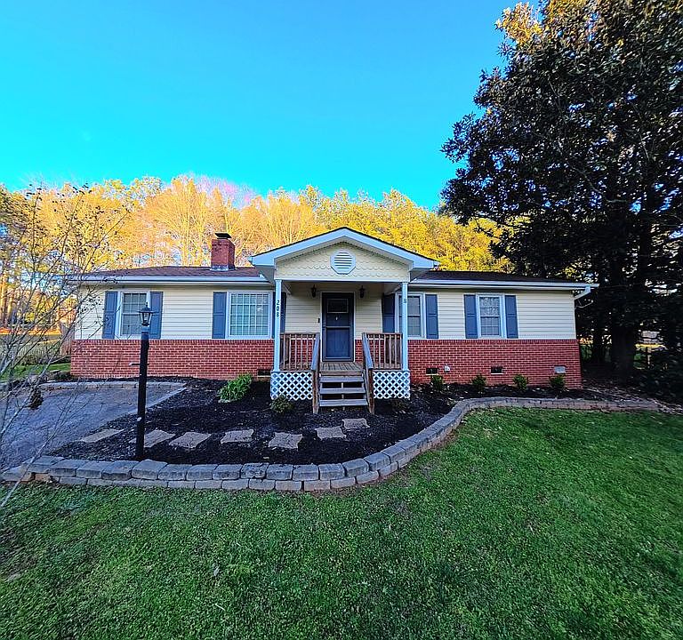 1st image of 208 Cone Dr