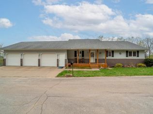 W2009 Windsong Ter, Alma, WI 54610