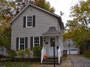 277 Fournier St, Berea, OH