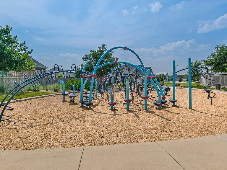 17515 Cypress Hilltop Way — Photo 36