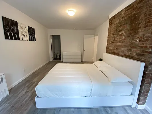 Rented by Property Link Mgmt, LLC | media 19