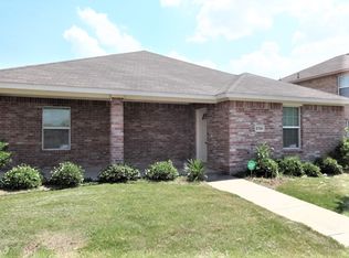 1916 Rosa Parks Blvd, Lancaster, TX 75146