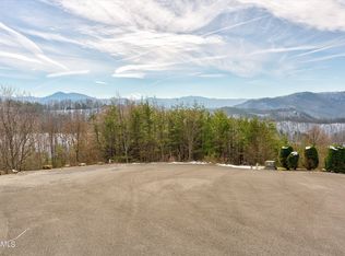 Covered Wagon Rd, Sevierville, TN 37862