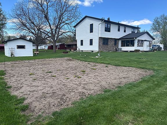 3rd image of 6951 Faricy Ln
