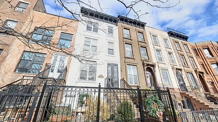 Rented by JB Mac Real Estate Inc. | media 21