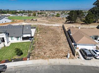 827 Firefox Dr, Santa Maria, CA 93455